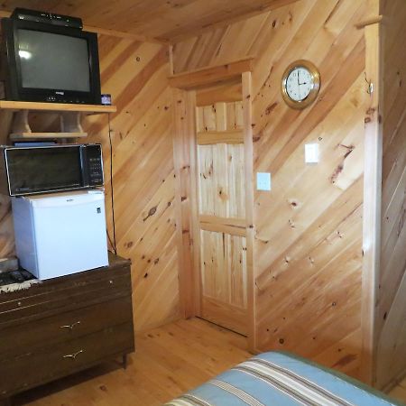 Nine Pine Cottage Miramichi Buitenkant foto